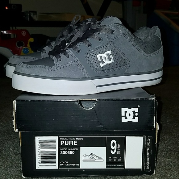 Shoes - Picture 1 of 4